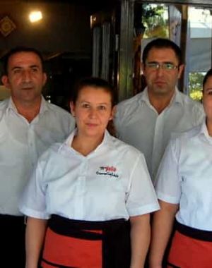 <br />
<b>Notice</b>:  Undefined index: veri_baslik in <b>/home/erzurumk/public_html/sayfa.php</b> on line <b>305</b><br />
Halis Cağ Kebabı Antalya 